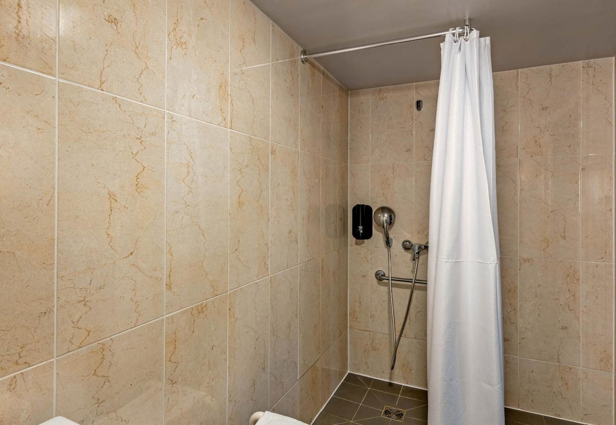 B&B Hotel Quimper Nord Douarnenez المظهر الخارجي الصورة